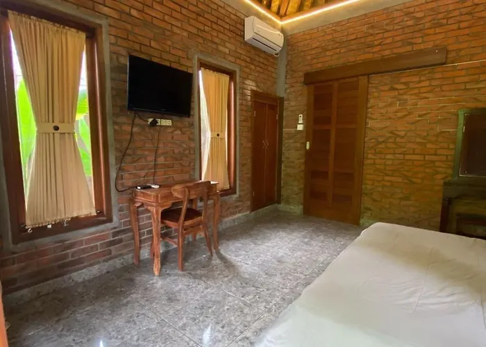 Kamanaya Sayan Quiet And Peaceful House